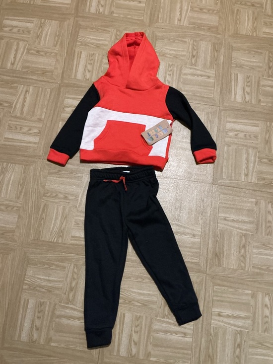 Bleeker Street Other - Kids Red & Black Two-Tone Hoodie and Jogger Set